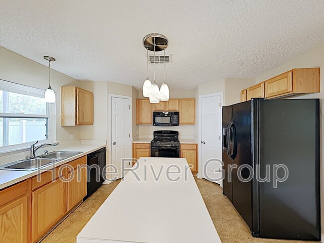 2215 Canopy Dr in Melbourne, FL - Building Photo - Building Photo