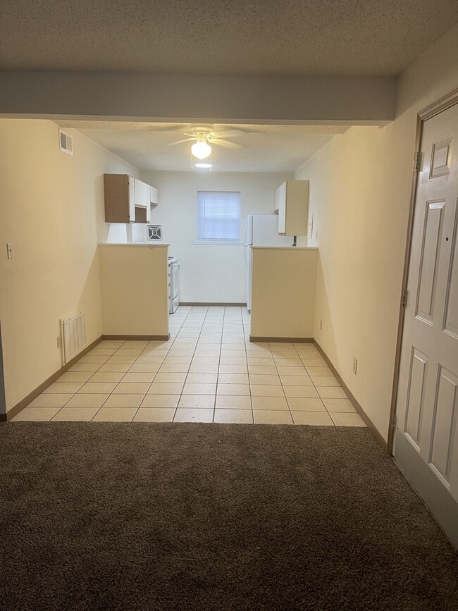 1648 Towne Dr, Unit E