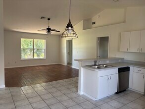 505 16th Ave in Vero Beach, FL - Building Photo - Building Photo