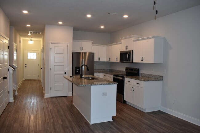 4178 Taylor Pond Rd in North Augusta, SC - Building Photo - Building Photo