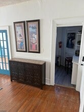 210 W State St in Trenton, NJ - Foto de edificio - Building Photo