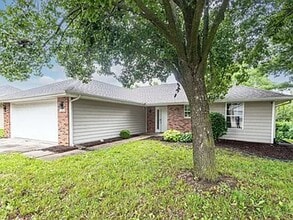 3804 Larkspur Ct in Columbia, MO - Building Photo - Building Photo