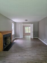 1824 Jackson St in North Chicago, IL - Building Photo - Building Photo
