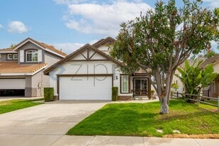 608 Shenandoah Ave in San Marcos, CA - Building Photo