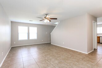 7219 Rising Brook Dr in Cypress, TX - Building Photo - Building Photo