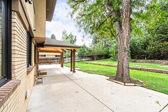 3600 E Virginia Ave in Denver, CO - Building Photo - Building Photo