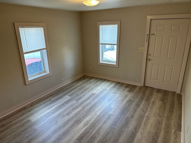 1318 Crutcher St in Springdale, AR - Building Photo - Building Photo