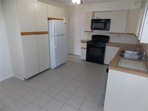 511 Pearl Ave in Mars, PA - Building Photo - Building Photo