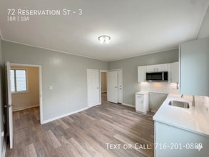 72 Reservation St in Buffalo, NY - Building Photo - Building Photo