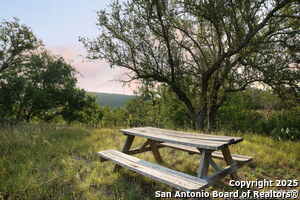 797 Glendale Rd in Spicewood, TX - Building Photo - Building Photo