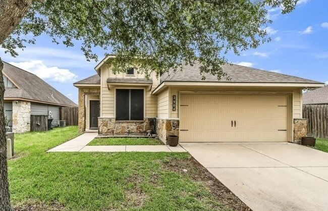 property at 3904 Pawnee Creek Ct
