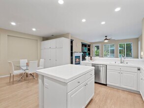 25517 Sinclair Pl in Stevenson Ranch, CA - Building Photo - Building Photo