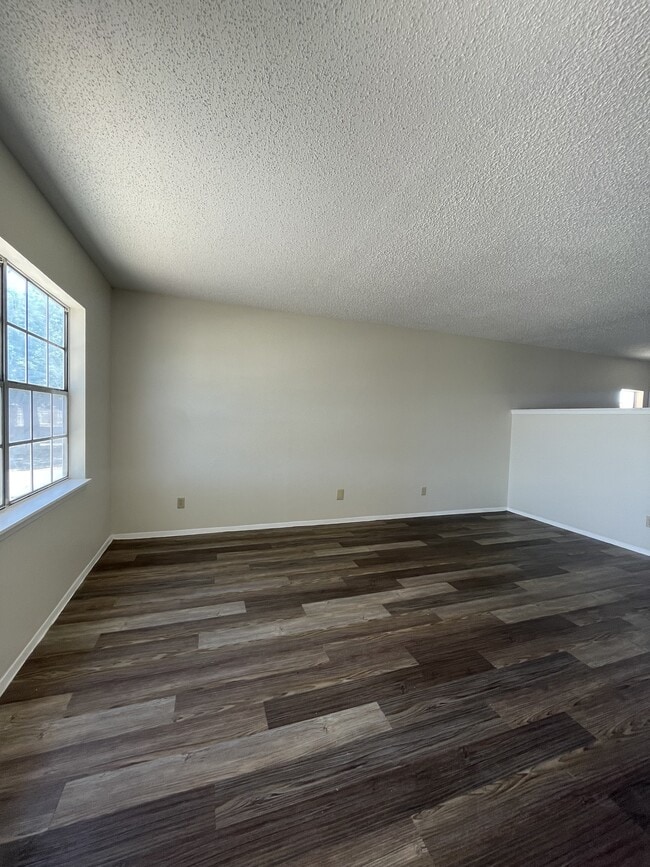 10830 Cardigan Dr in El Paso, TX - Building Photo - Building Photo