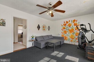 25 Nunnery Ln in Catonsville, MD - Building Photo - Building Photo