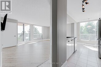 75 Ellen St in Barrie, ON - Building Photo - Building Photo