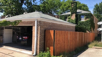 2717 W Rascher Ave, Unit 1 in Chicago, IL - Building Photo - Building Photo
