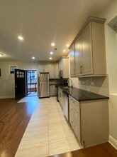 1111 N Ashland Ave in Chicago, IL - Building Photo - Building Photo