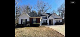 35 Bradley St in Covington, GA - Building Photo