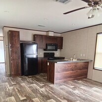 4801 Goldfield Dr in San Antonio, TX - Building Photo