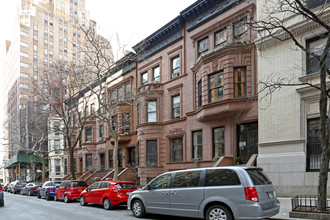 305 W 103rd St in New York, NY - Building Photo - Building Photo