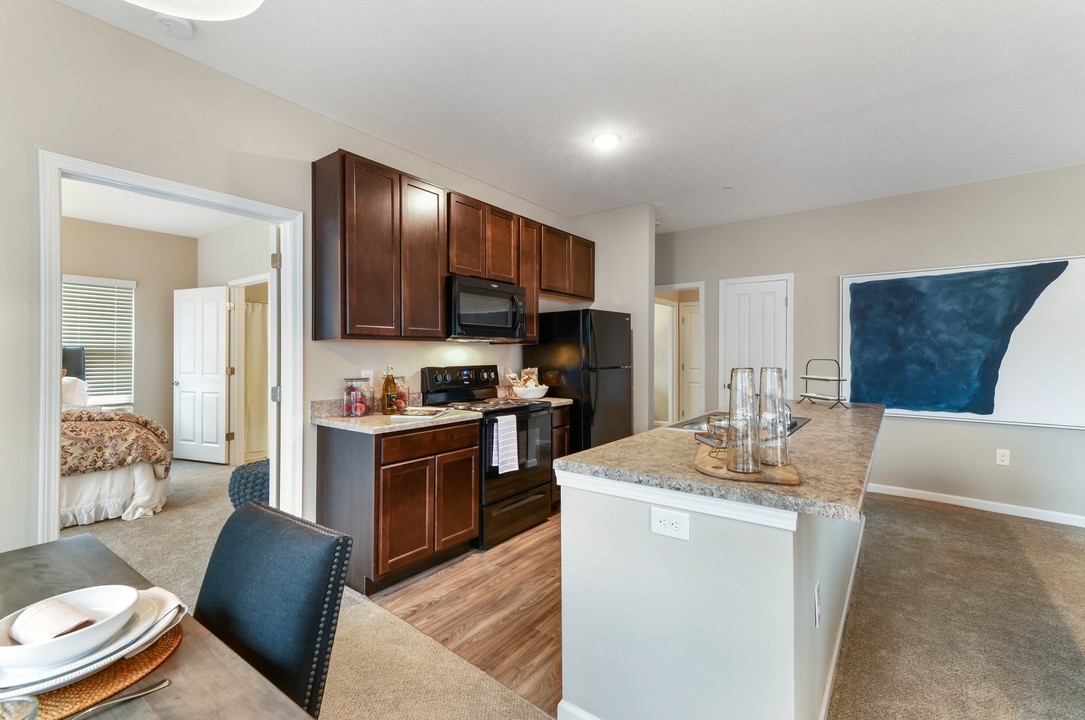 Hayden Reserve in Columbus, OH - Building Photo