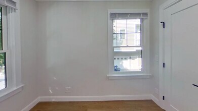 12 Lopez Ave, Unit 2 in Cambridge, MA - Building Photo - Building Photo