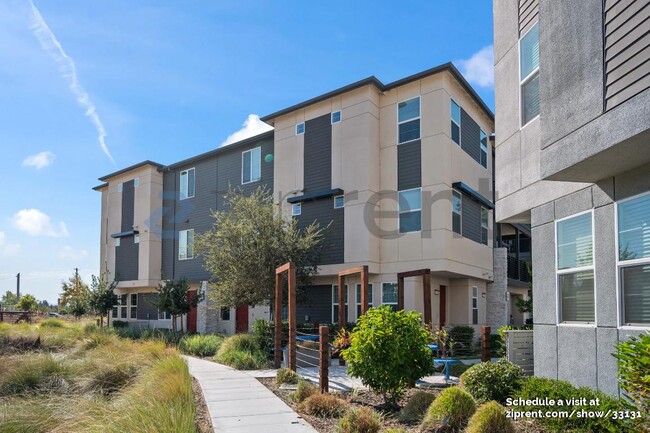 property at 369 Arc Ct