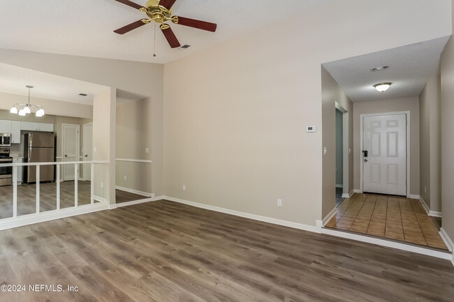4506 Whispering Inlet Dr in Jacksonville, FL - Building Photo - Building Photo
