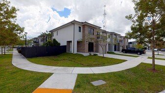 110 NW 11th Ct in Florida City, FL - Building Photo