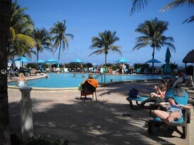 3801 S Ocean Dr, Unit 10V in Hollywood, FL - Building Photo