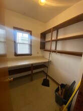 32 Oakland St, Unit 2 in Cambridge, MA - Foto de edificio - Building Photo