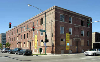 420-422 S Homan Ave Apartments