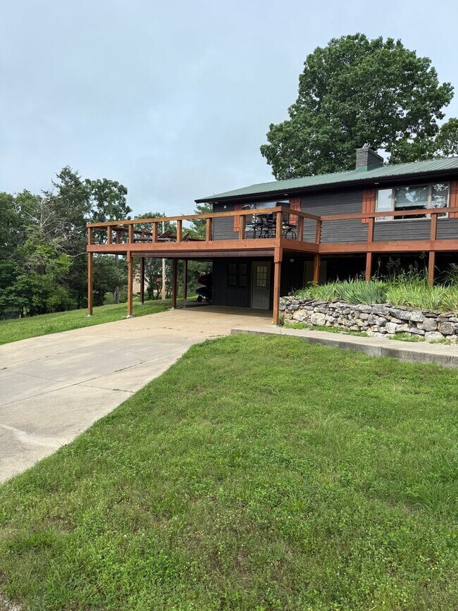 6 Oak Lawn Dr in Kimberling City, MO - Building Photo - Building Photo