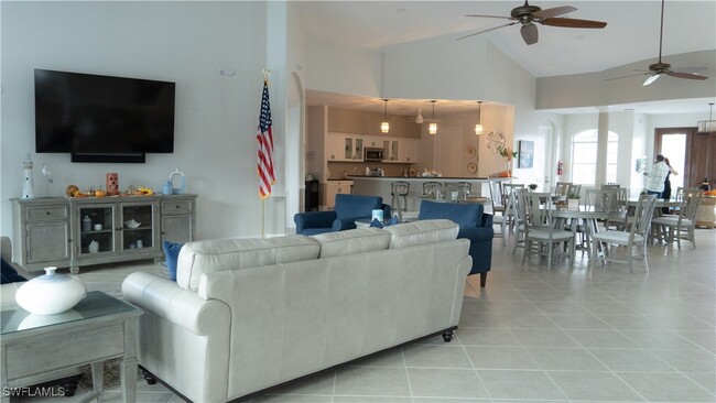 property at 8220 Ibis Cove Cir