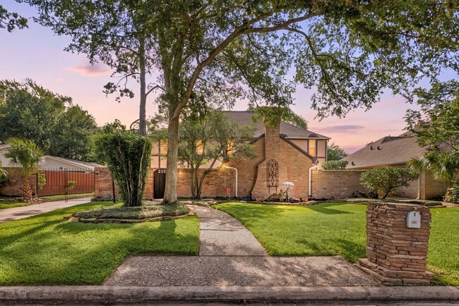 property at 219 Big Hollow Ln