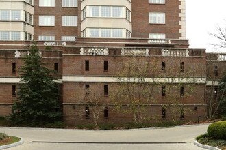 1400 Willow Ave in Louisville, KY - Foto de edificio - Building Photo