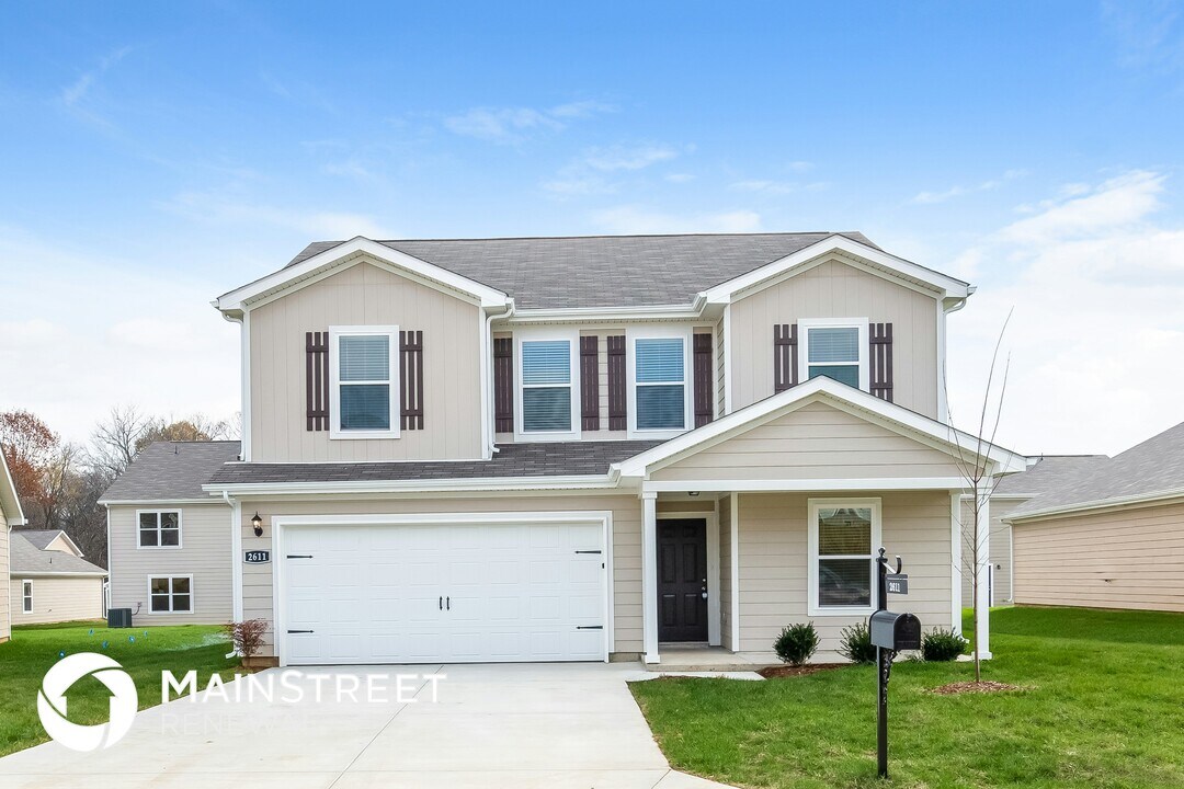 2611 Stinger Dr in Columbia, TN - Building Photo