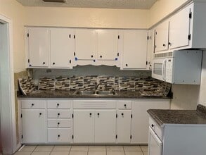 112 Hibiscus St in Palatka, FL - Building Photo - Building Photo