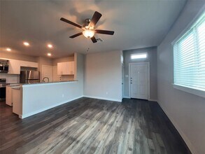 9877 Grosbeak Ln in The Woodlands, TX - Building Photo - Building Photo