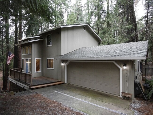 property at 18111 N Meadow Dr