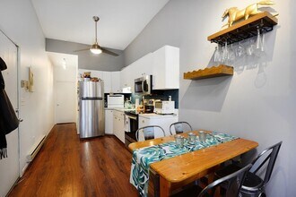 203 Madison St in Hoboken, NJ - Building Photo - Building Photo