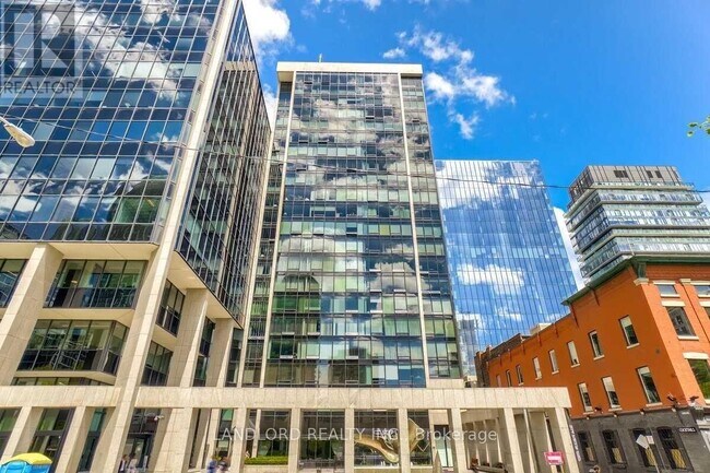 property at 30-1630 Wellington St E