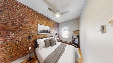 4 Mark St, Unit 2 in Boston, MA - Building Photo - Building Photo