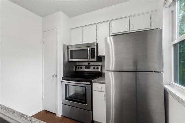 property at 2119 Oxford Ave
