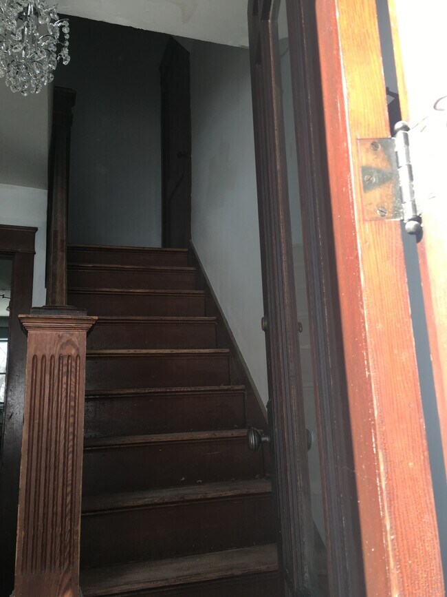 4 Millen Ln Rentals in Lebanon, NH