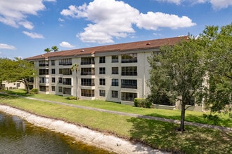Applewood Village IV in Coconut Creek, FL - Building Photo - Primary Photo