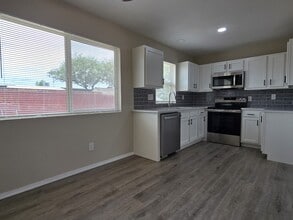 3645 S Alberta Pl in Tucson, AZ - Building Photo - Building Photo