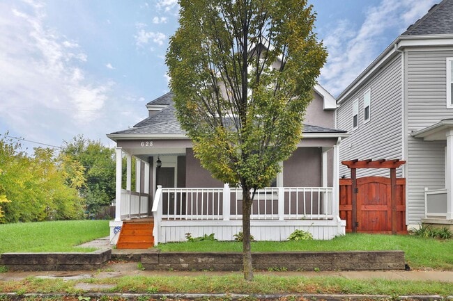 628 E Whittier St in Columbus, OH - Building Photo - Building Photo
