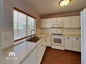 5171 W Wood Owl Dr in Tucson, AZ - Building Photo - Building Photo