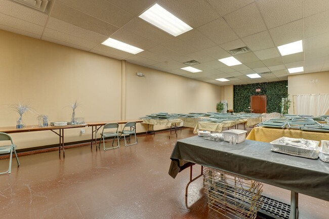 325 Treadwell St in Hamden, CT - Building Photo - Building Photo